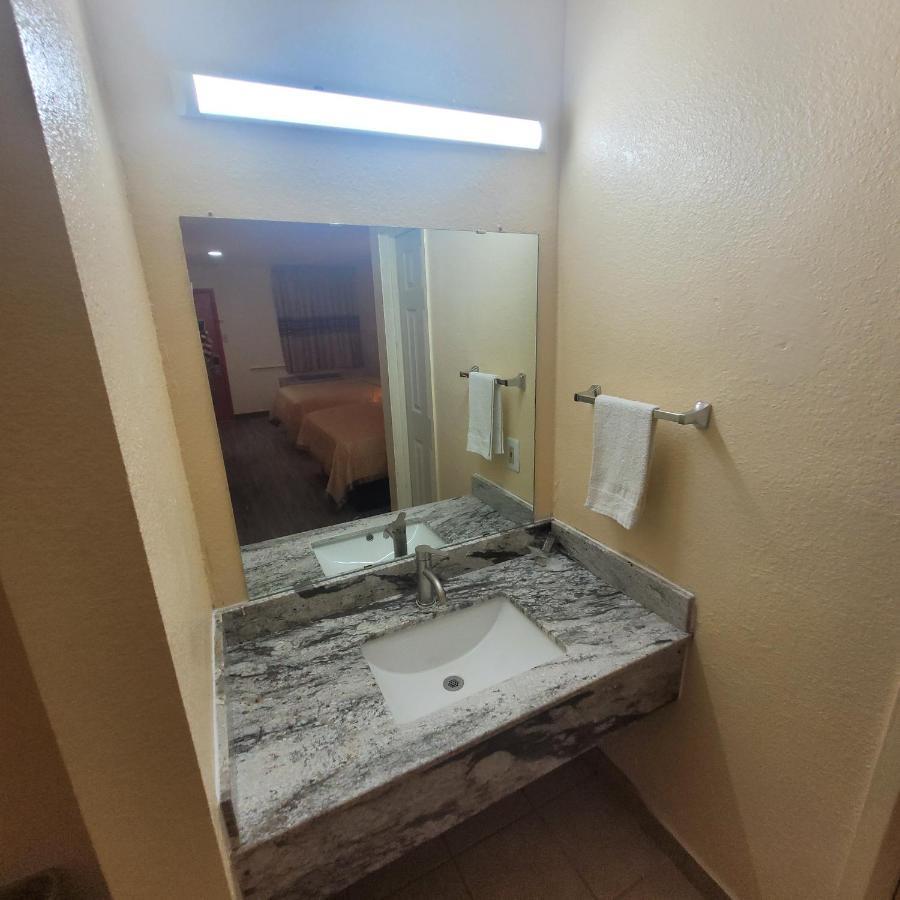 La Vista Motel Brownsville Kültér fotó